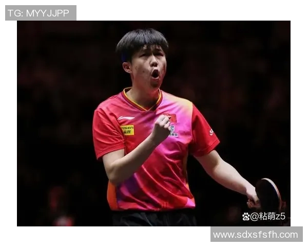 杨瀚森亲临WTT现场助威王楚钦比赛展现友谊与激情